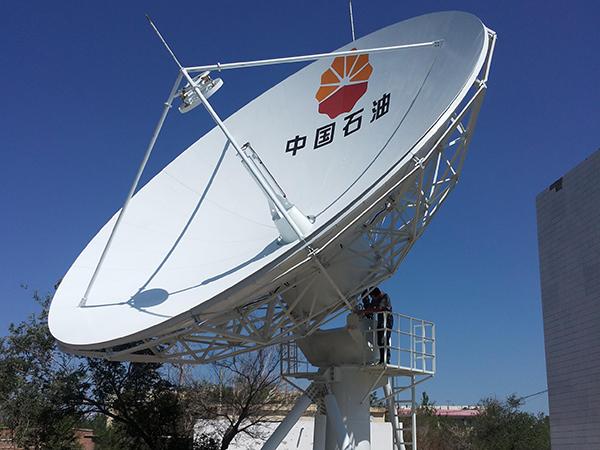  Спутниковая антенна RxTx, диаметр 9.0 м, особый Ku, DBS-диапазон 
